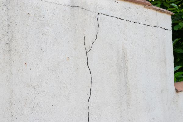 Foundation Crack Patching in Louisville